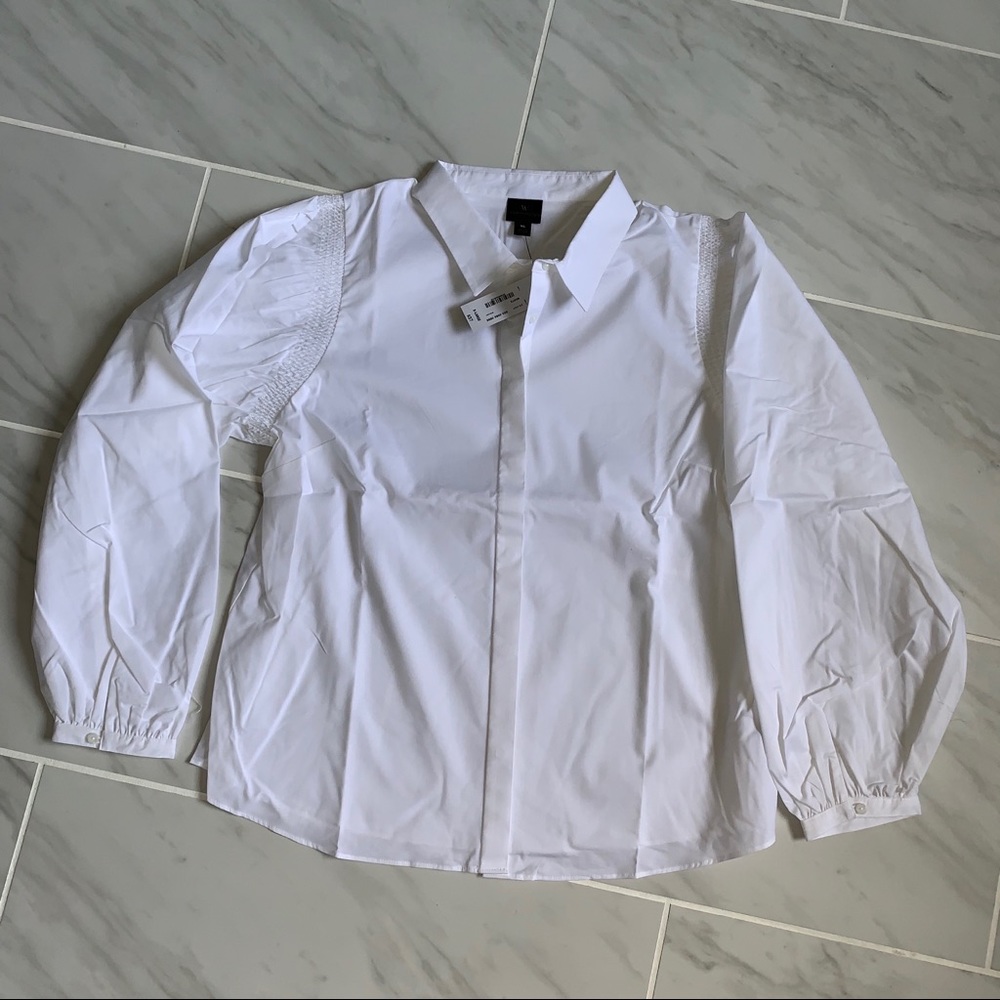COPY - NWT Worthington Smock Long Sleeve Button Down Top